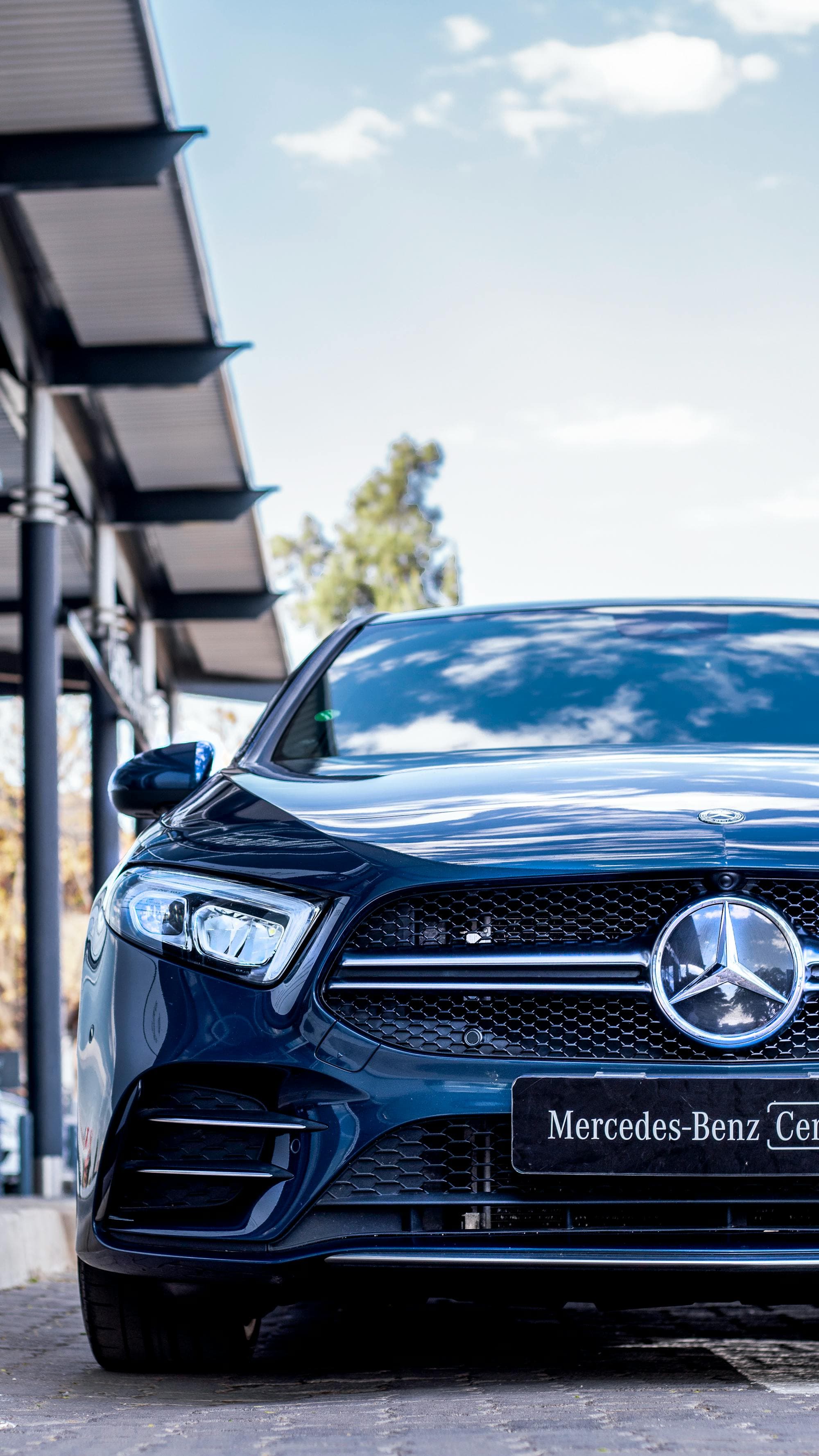 Mercedes-Benz — brand imagery