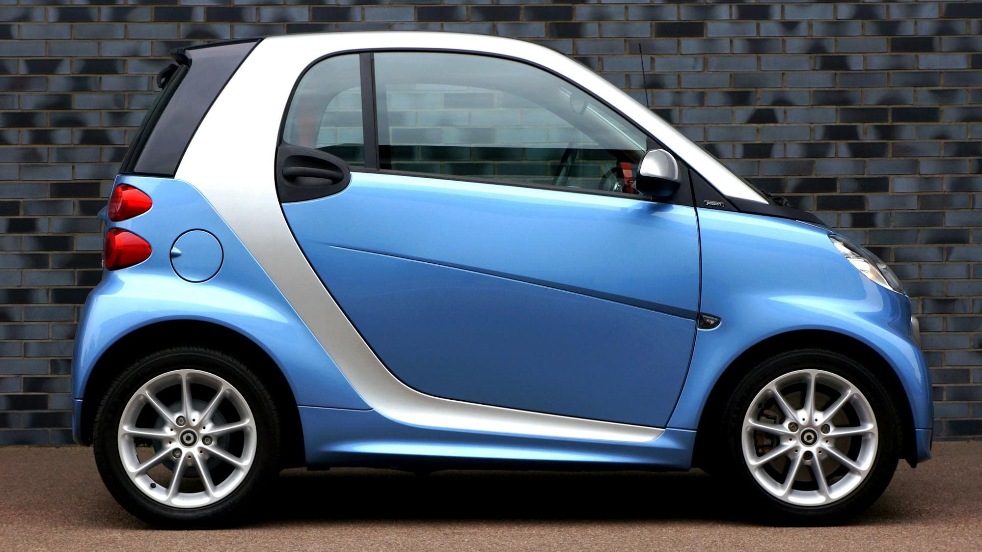 Smart — brand imagery