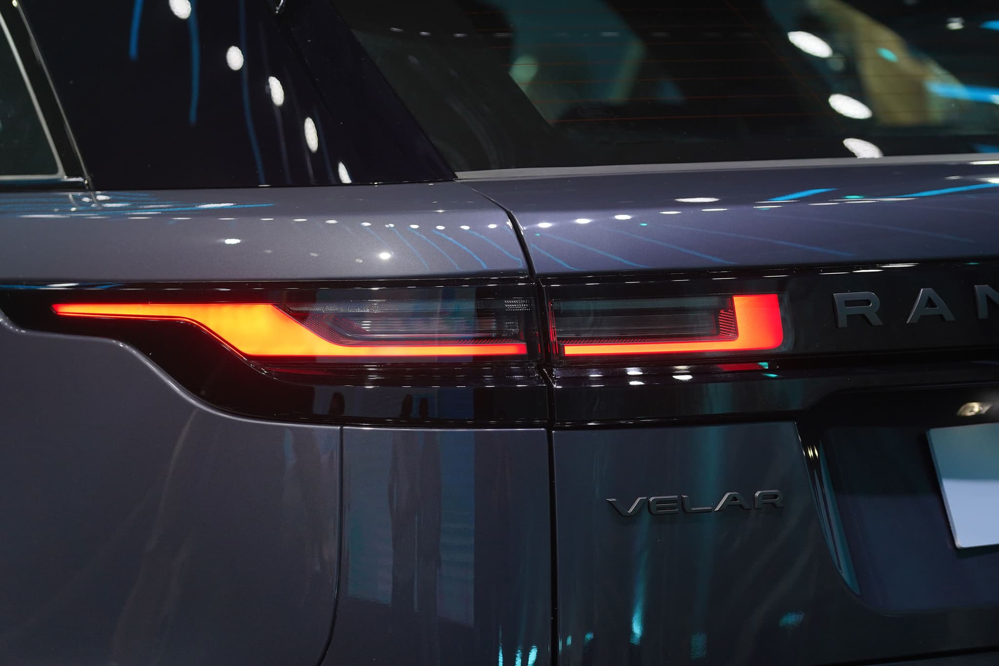 Land Rover Range Rover Velar 2026
