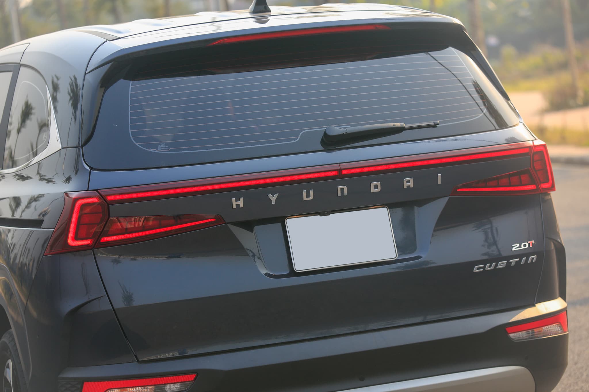 Hyundai Custin