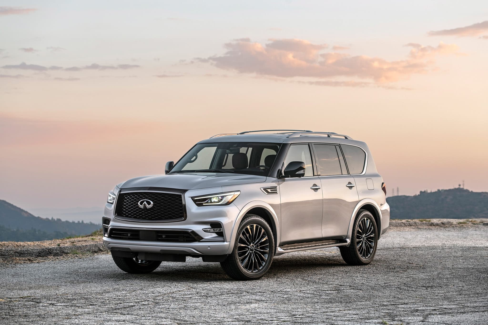 Infiniti QX80