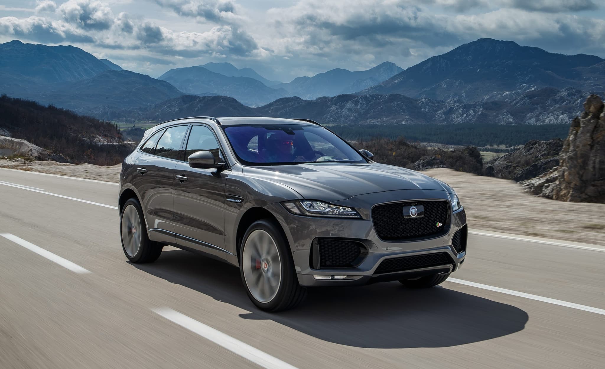 Jaguar F-Pace