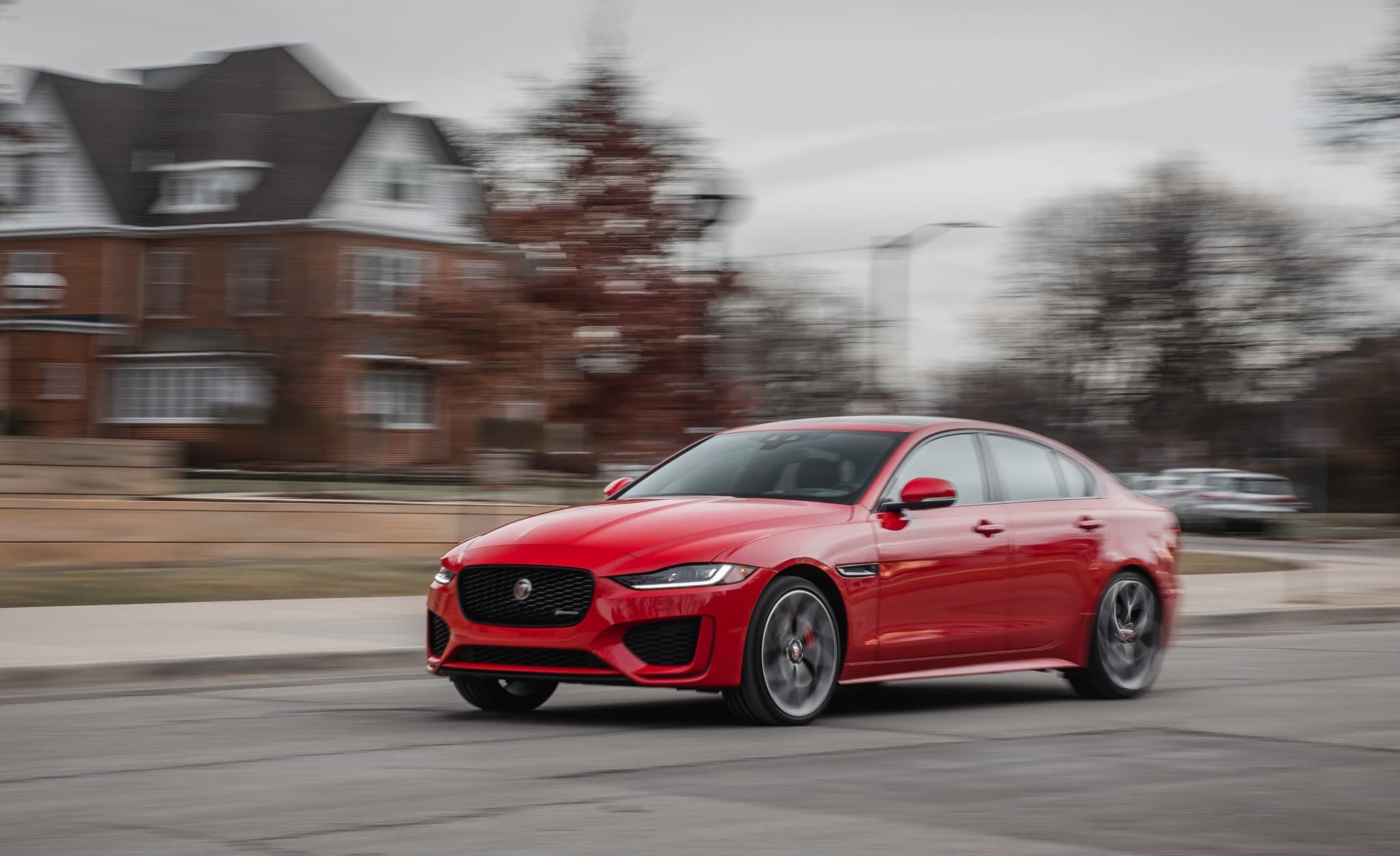 Jaguar XE