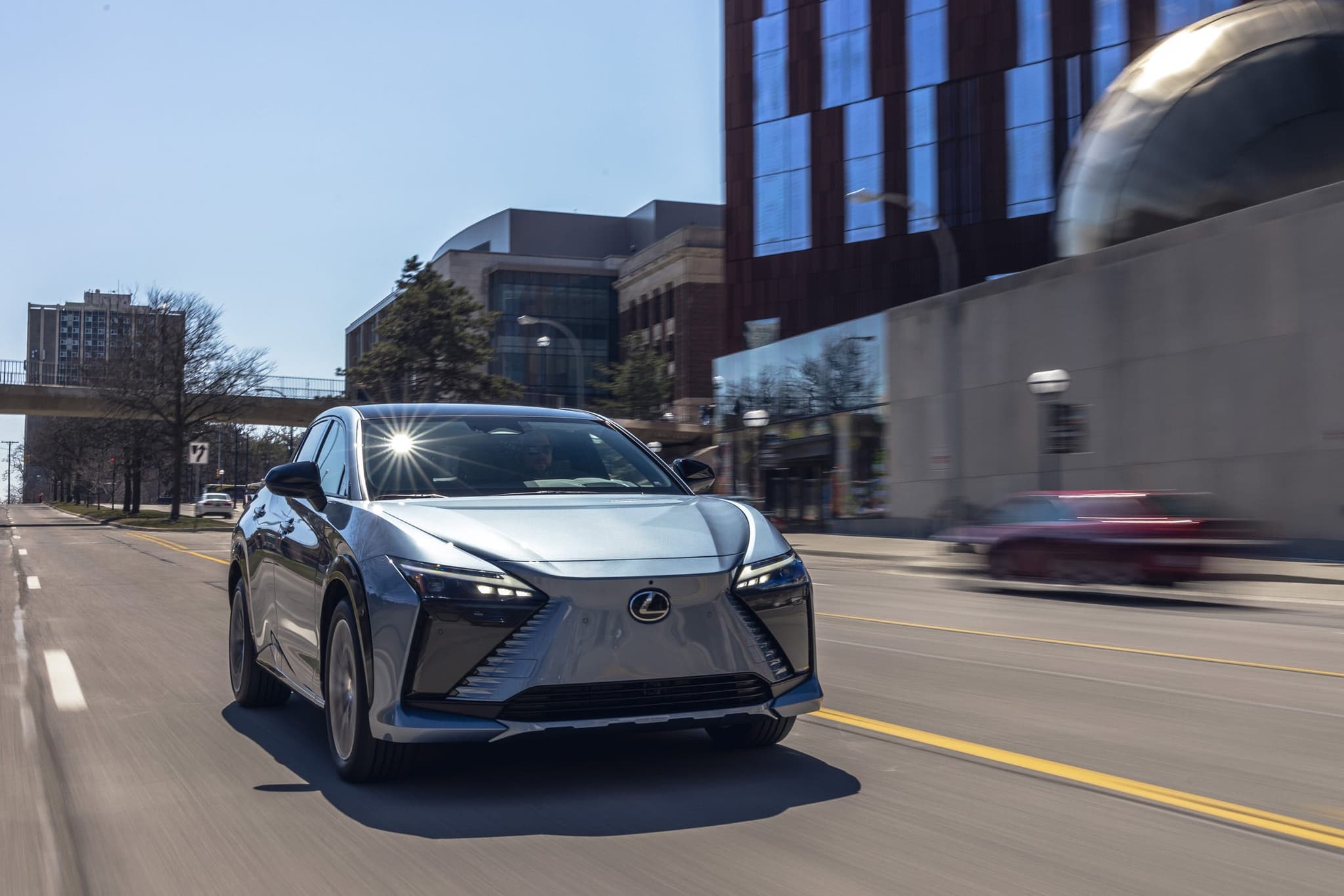 Lexus RZ