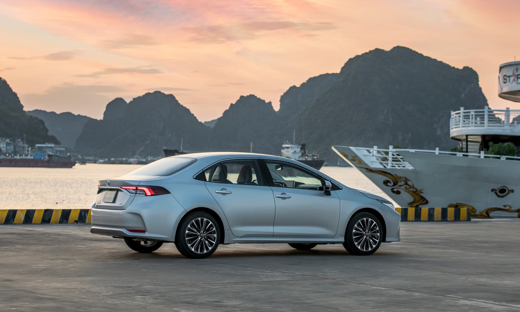 Toyota Corolla Altis