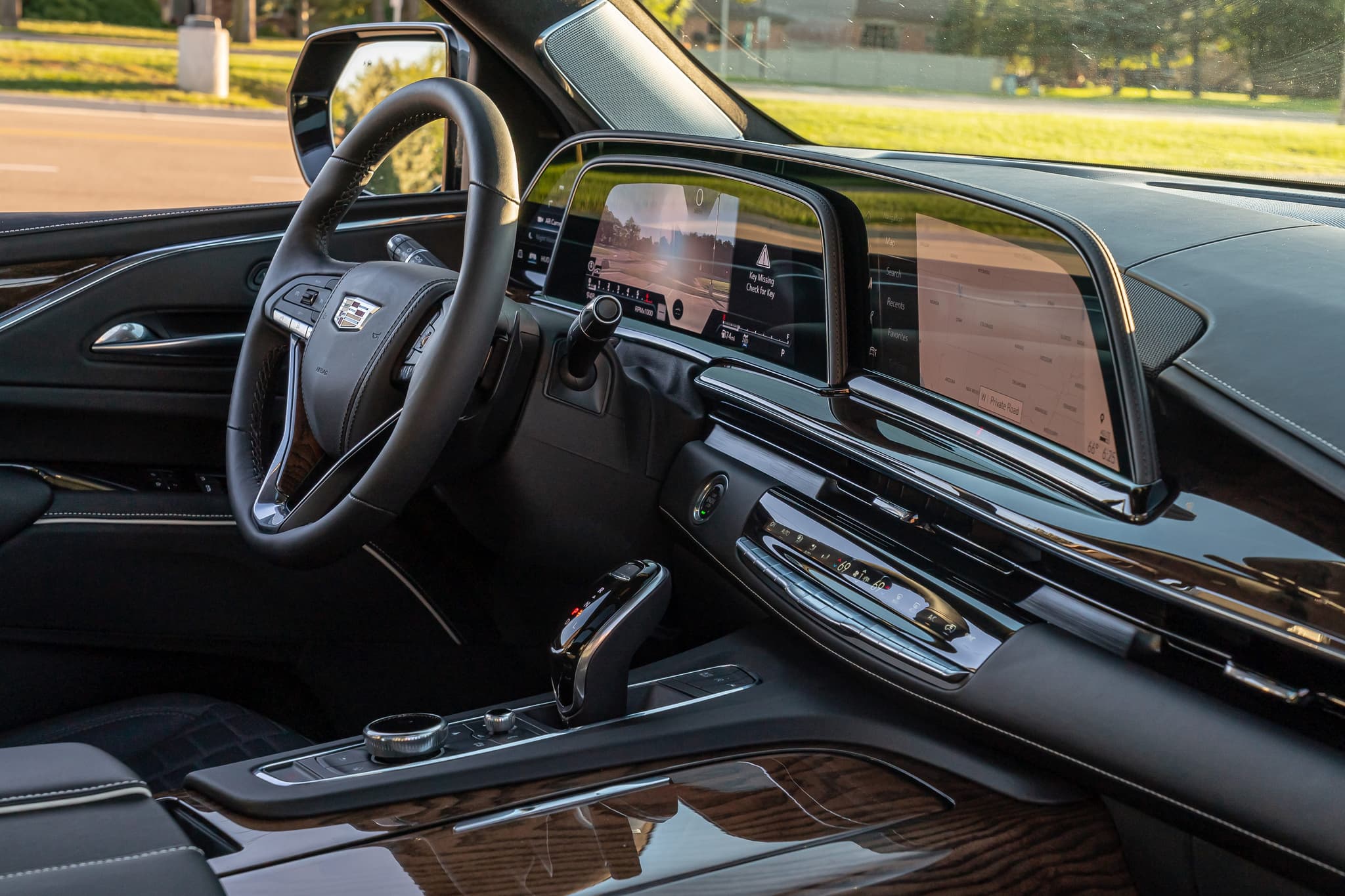 Cadillac Escalade / Escalade ESV