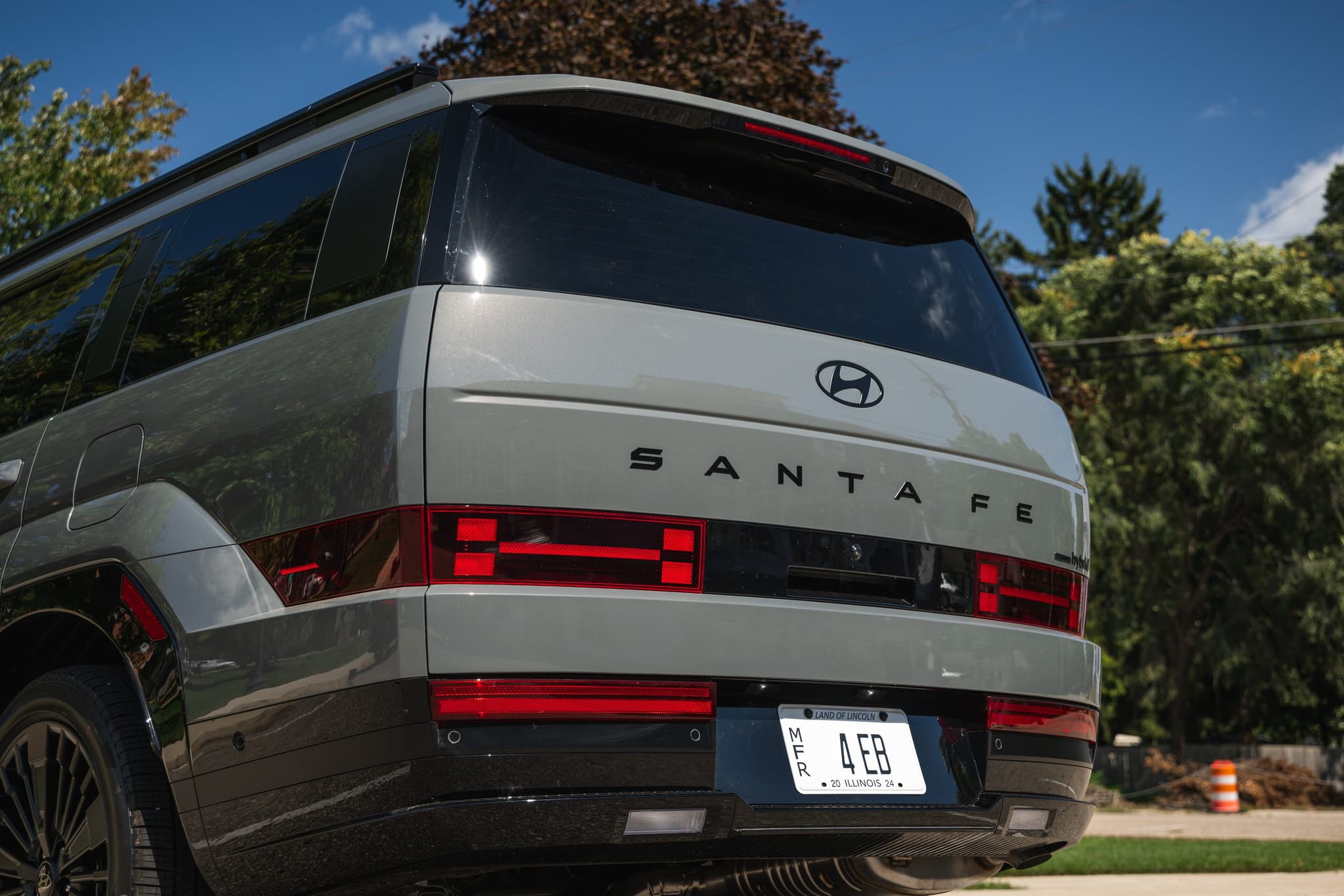 Hyundai Santa Fe Hybrid